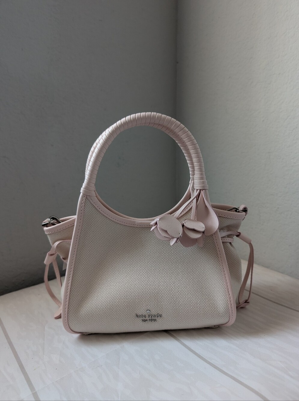 NWT Kate Spade KN646 Stash Canvas Floral Small Carryall Bag in Pearl Pink Multi